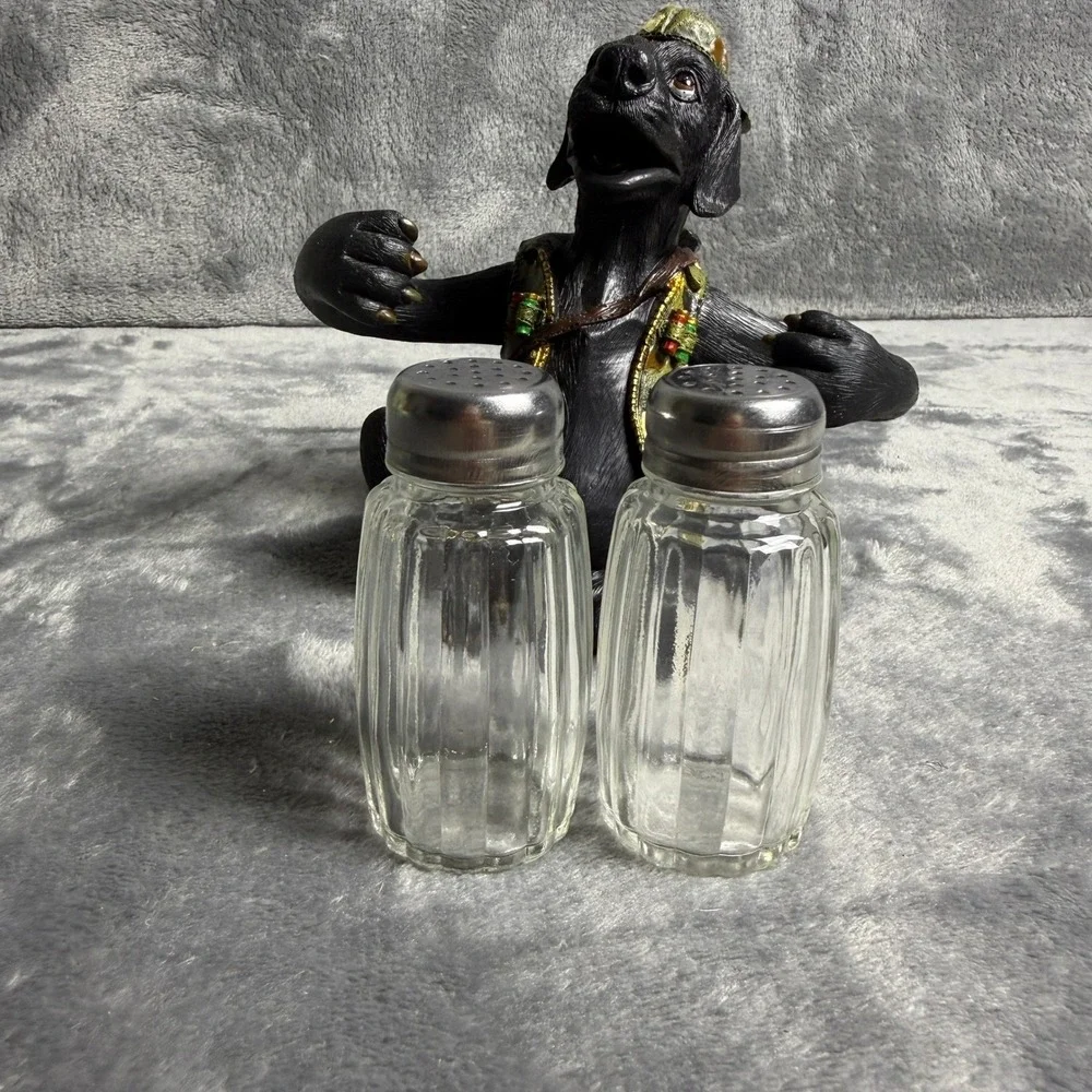 Rivers Edge Hunting Lab Salt and Pepper Shaker Set Black Lab Camo Dog Figurine